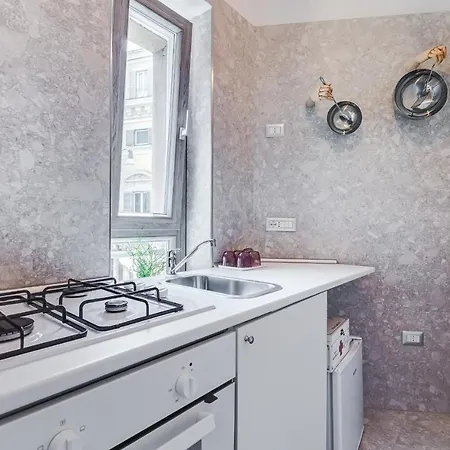 Trevi Fountain - New! - Your Italian Holidays