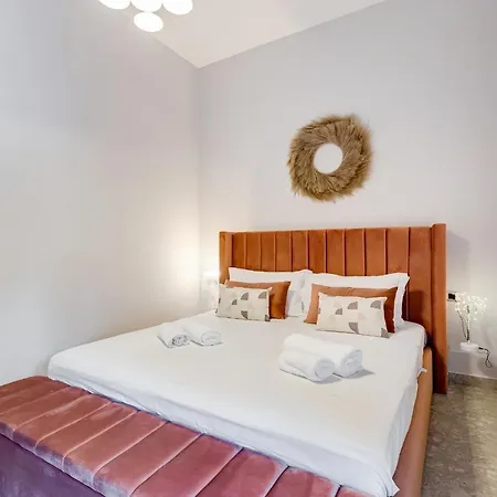 Apartment Trevi Fountain - New! - Your Italian Holidays