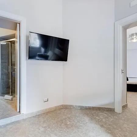 Apartment Trevi Fountain - New! - Your Italian Holidays